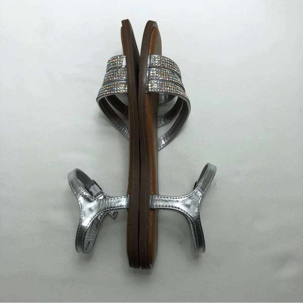 Steve Madden‎ JNAYYA-751 Silver Rhinestone Girls Sandals Size 3
